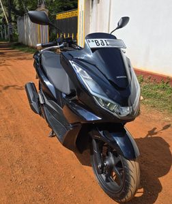 Honda PCX 160 Japan BJI 2024
