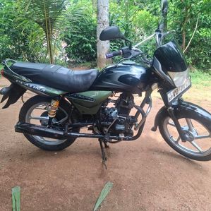Bajaj Platina 2010 - Image 2