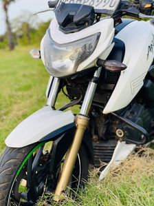 TVS Apache RTR 200 2019