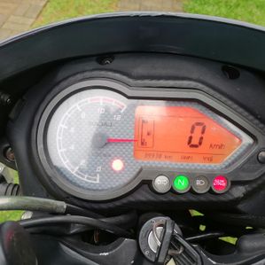 Bajaj Pulsar 150 2017 - Image 2