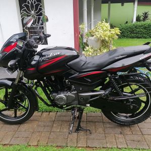 Bajaj Pulsar 150 2017 - Image 3