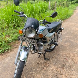 Bajaj Boxer 2004 - Image 2
