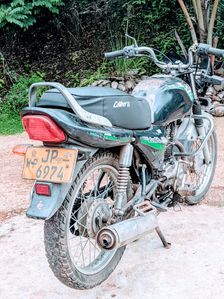 Bajaj Caliber 2005