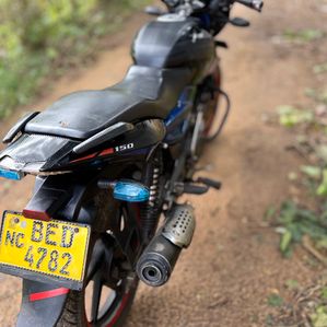 Bajaj Pulsar 150 2016 - Image 3