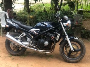 Suzuki Bandit 2015