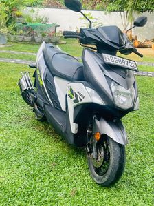 Yamaha Ray ZR 2017