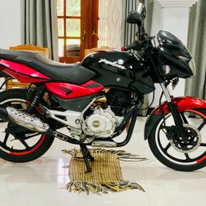 Bajaj Pulsar 150 2016 - Image 2