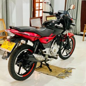 Bajaj Pulsar 150 2016 - Image 3