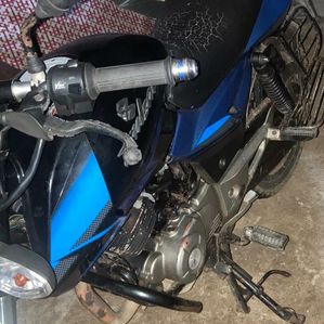 Bajaj Pulsar 150 2012 - Image 2
