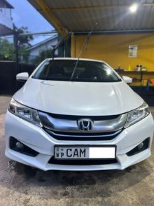Honda Grace 2015