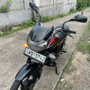 Bajaj Discover 2011 - Image 2