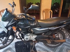 Bajaj Platina 100 2017
