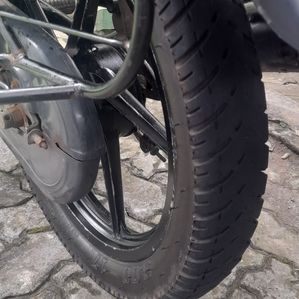 Bajaj Platina 100 2011 - Image 2