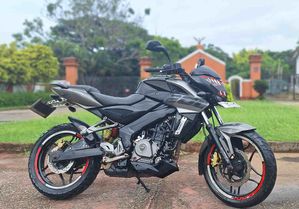 Bajaj Pulsar NS200 2017