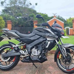 Bajaj Pulsar NS200 2017 - Image 2