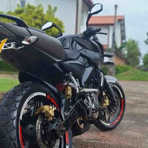 Bajaj Pulsar NS200 2017 - Image 3