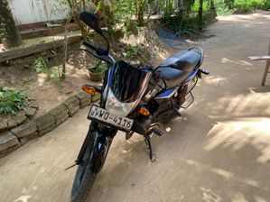 Bajaj Platina 125 2011
