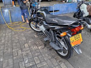 Bajaj Platina 2017