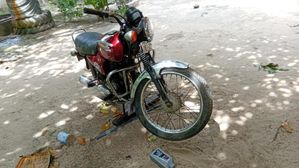 Bajaj boxer 2005