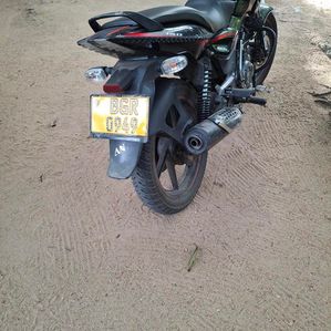 Bajaj Pulsar 150 2018 - Image 3