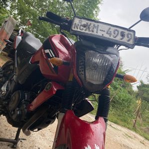 Yamaha FZ 2011 - Image 2
