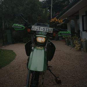 Kawasaki KDX 1998 - Image 2