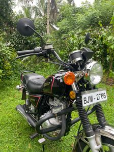 Senaro GN 125 2025