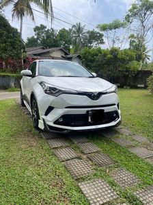 Toyota CHR NGX 10 2018