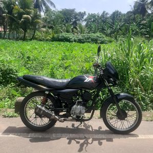 Bajaj Platina 125 2010 - Image 2