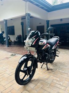 TVS Metro 2017
