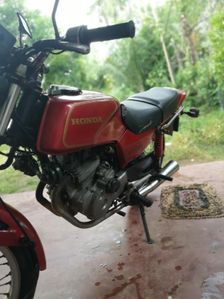 Honda CB250R 1989