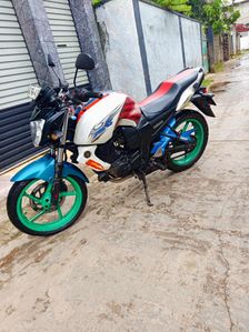Yamaha FZ S 2012
