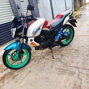 Yamaha FZ S 2012 - Image 2