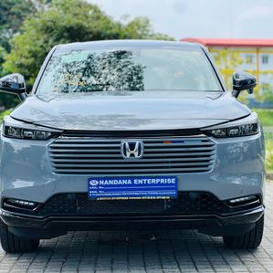 Honda Vezel Z FULL OPTION 2024 - Image 2