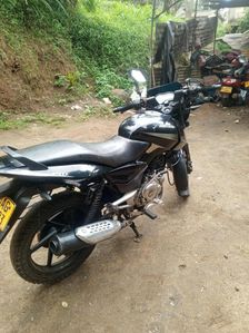 Bajaj Pulsar 150 2013