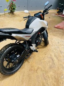 Honda CB Hornet 2018
