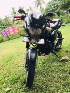 Bajaj Pulsar 180 2005