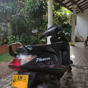 Hero Pleasure 2011 - Image 2