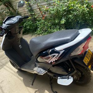 Honda Dio 2015 - Image 3