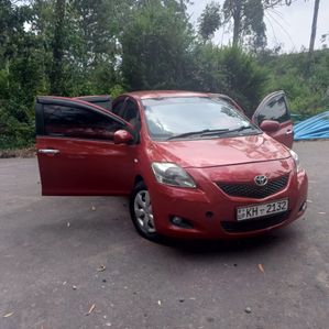 Toyota Yaris 2008 - Image 2