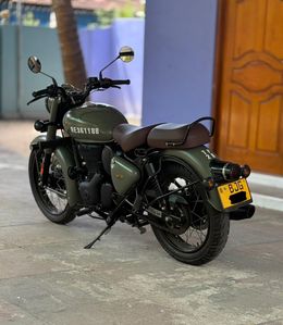 Royal Enfield Classic 350 2023