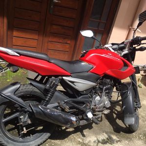 Bajaj Pulsar 135 LS 2011 - Image 3