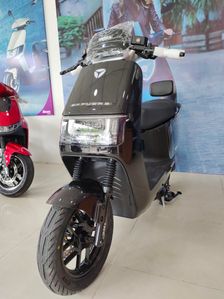 Yadea EPOC 2025