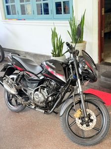 Bajaj Pulsar 150 2017
