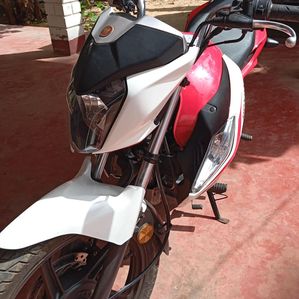 Honda CB Hornet 2024 - Image 2
