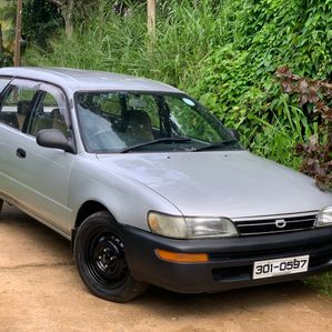Toyota Corolla 1996 - Image 2