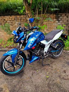 TVS Apache RTR 4V 2020