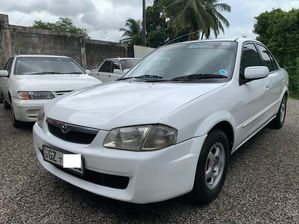 Mazda Familia 1999