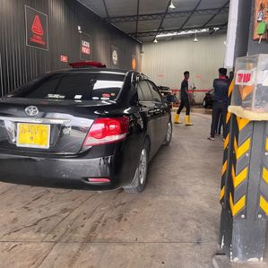 Toyota Allion G Grade 2012 - Image 2