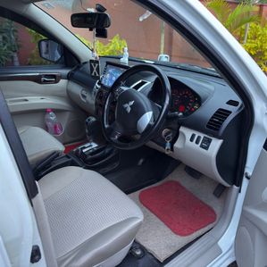 Mitsubishi Montero Sport 2011 - Image 3